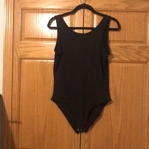 Black scoop neck low back plain bodysuit with snap